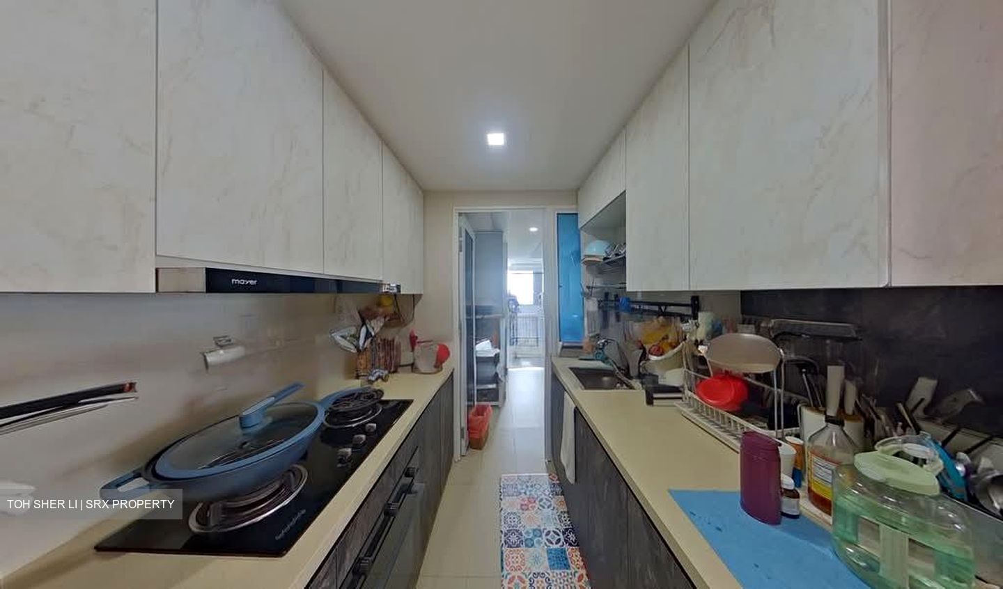 The Tampines Trilliant (D18), Condominium #582883001